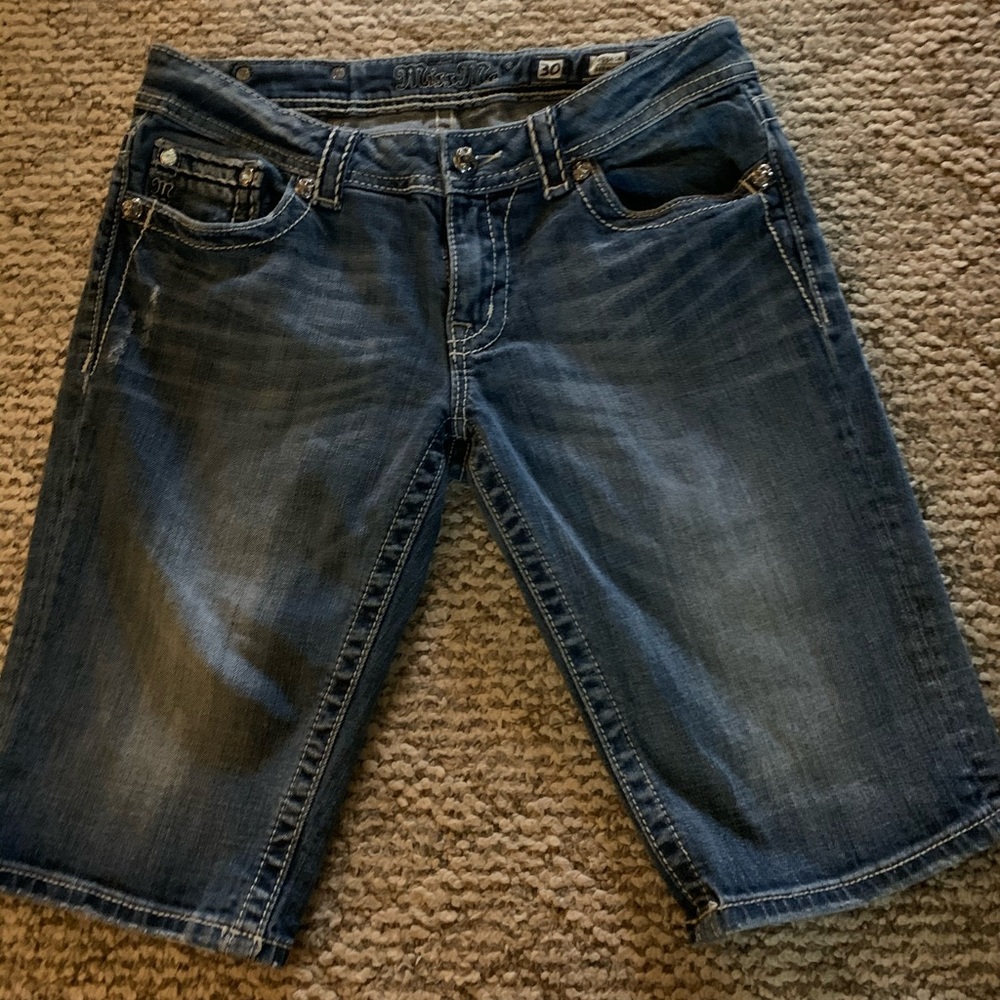 Women’s Miss Me Bermuda shorts